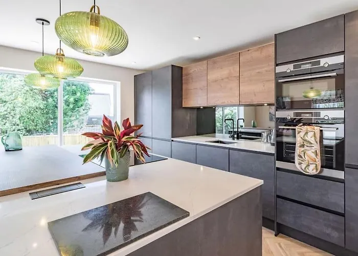 בית נופש Northdene - 5 Star District *